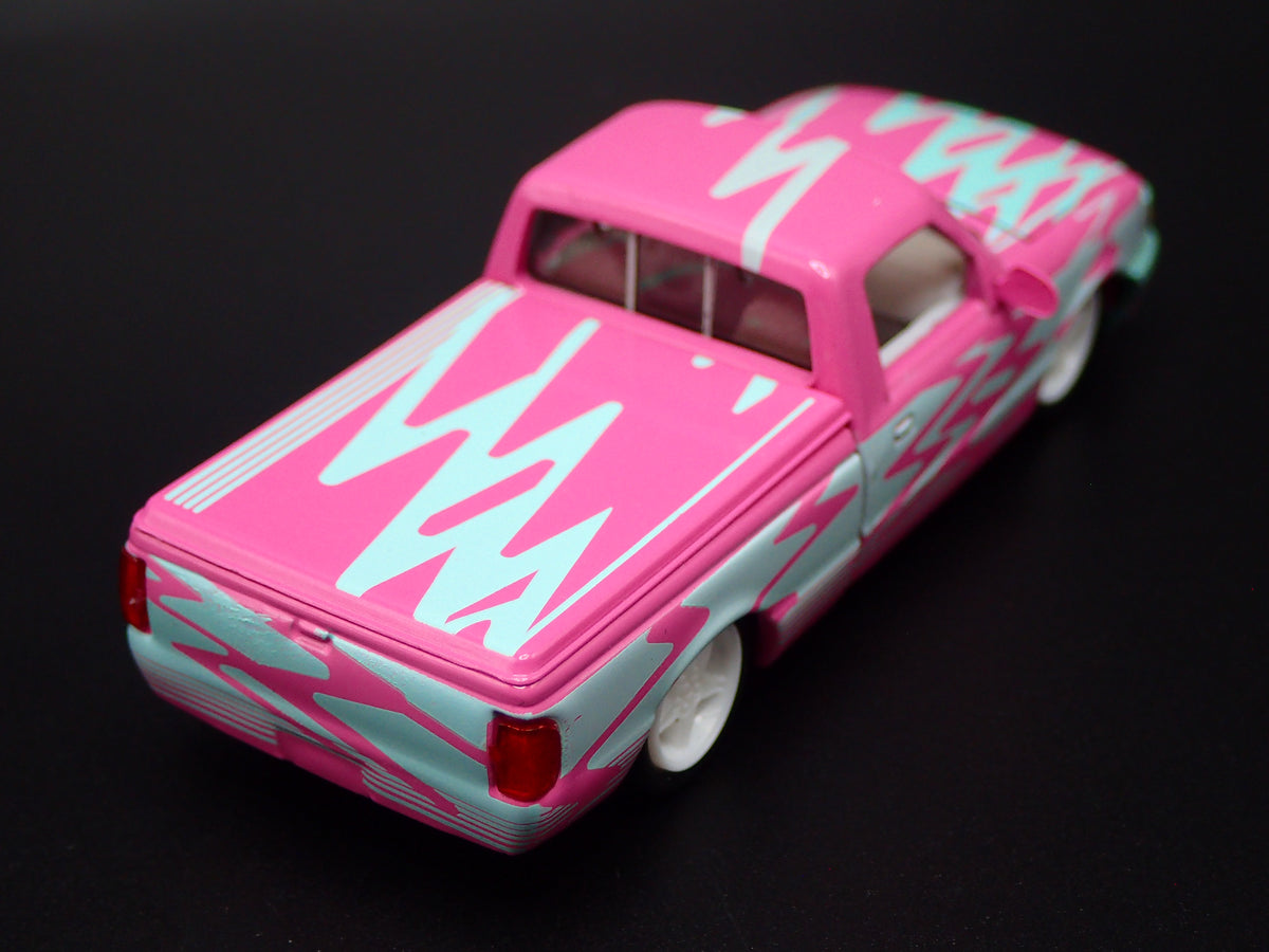 1995 95 FORD RANGER PICKUP TRUCK PINK 1:64 SCALE DIORAMA DIECAST MODEL CAR