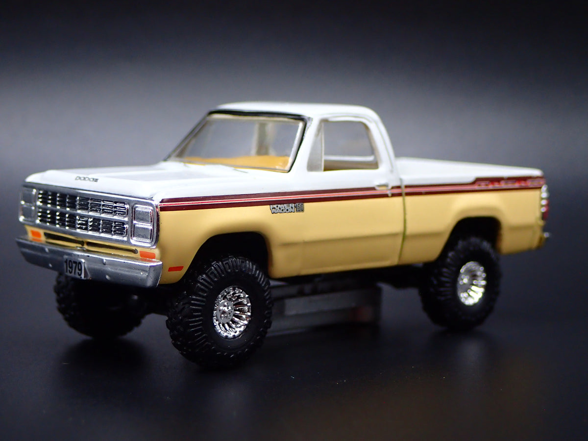 1979 79 DODGE ADVENTURER 150 PICKUP TRUCK 1/64 SCALE DIORAMA DIECAST MODEL CAR