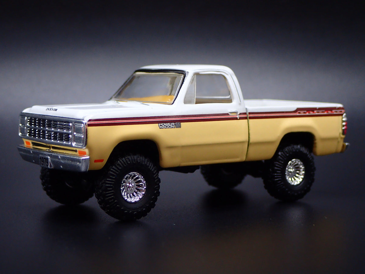 1979 79 DODGE ADVENTURER 150 PICKUP TRUCK 1/64 SCALE DIORAMA DIECAST MODEL CAR