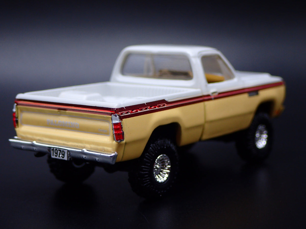 1979 79 DODGE ADVENTURER 150 PICKUP TRUCK 1/64 SCALE DIORAMA DIECAST MODEL CAR