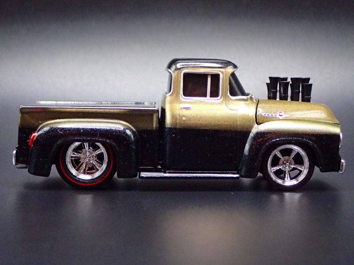 1956 56 FORD F100 PICKUP TRUCK 1:64 SCALE COLLECTIBLE DIORAMA DIECAST MODEL CAR