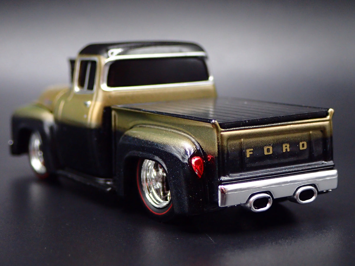 1956 56 FORD F100 PICKUP TRUCK 1:64 SCALE COLLECTIBLE DIORAMA DIECAST MODEL CAR