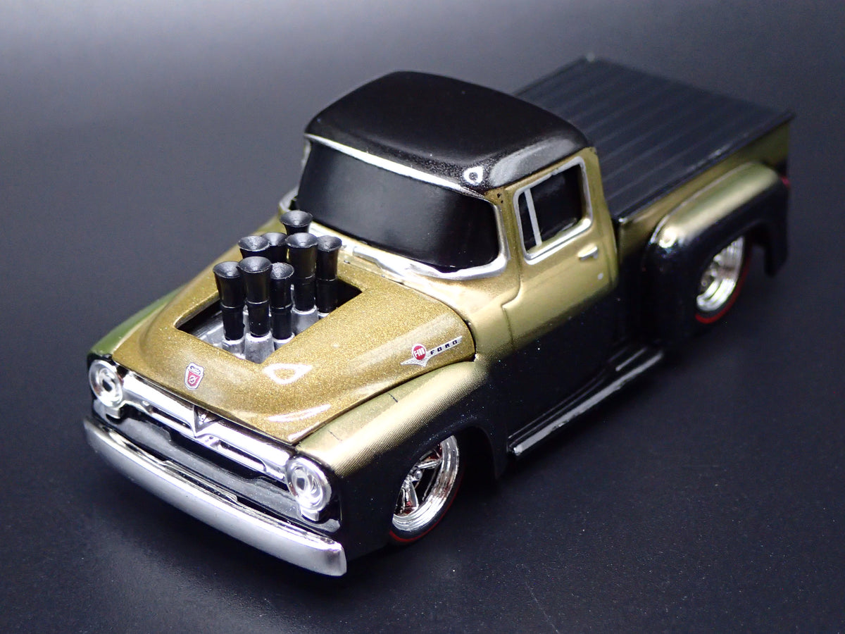 1956 56 FORD F100 PICKUP TRUCK 1:64 SCALE COLLECTIBLE DIORAMA DIECAST MODEL CAR
