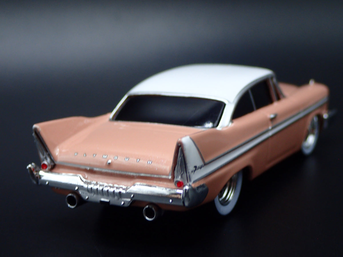 1958 58 PLYMOUTH FURY 1/64 SCALE COLLECTIBLE DIORAMA DIECAST MODEL CAR