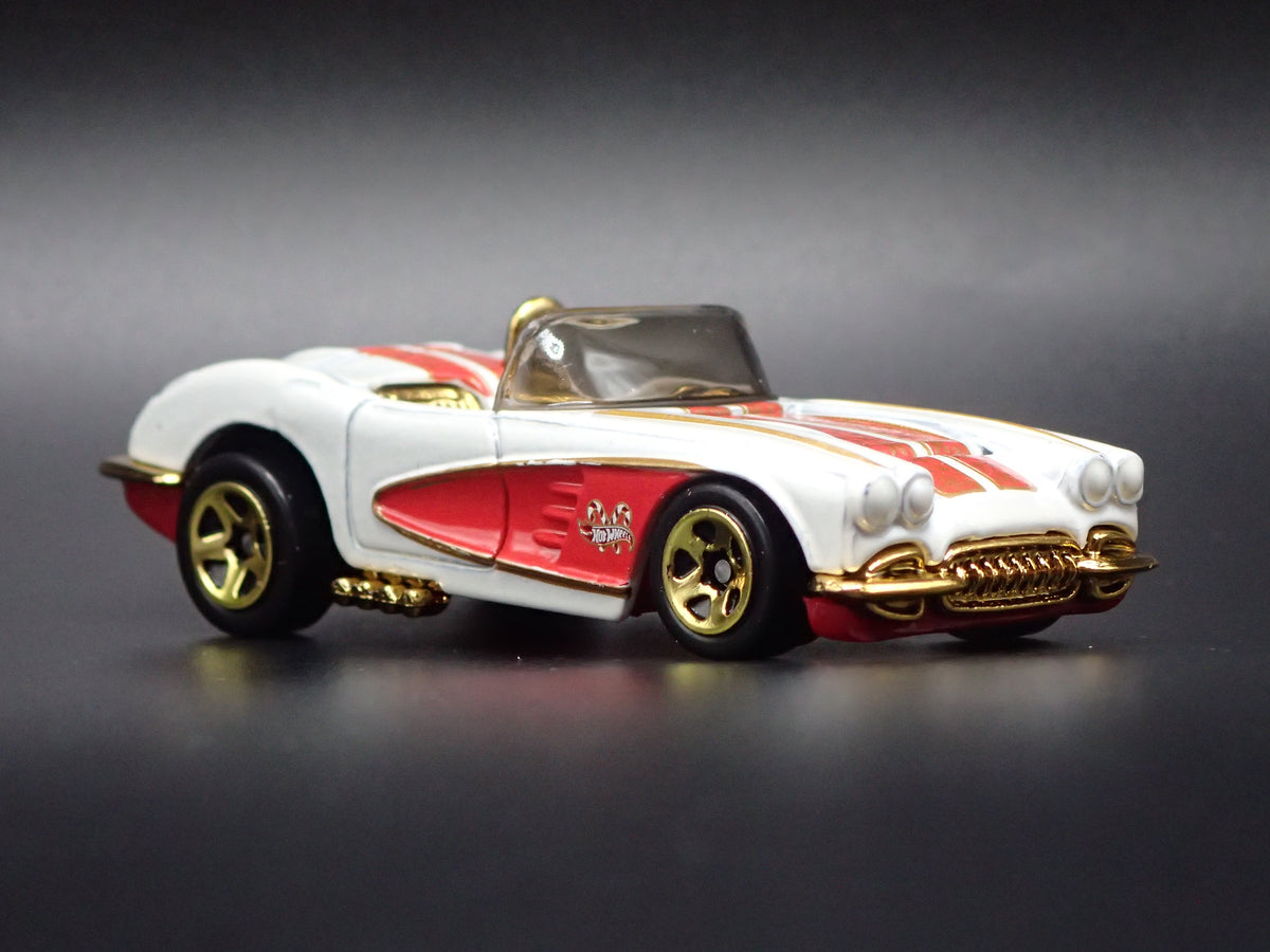 1958 58 CHEVY CHEVROLET CORVETTE CONVERTIBLE WHITE 1:64 SCALE DIECAST MODEL CAR