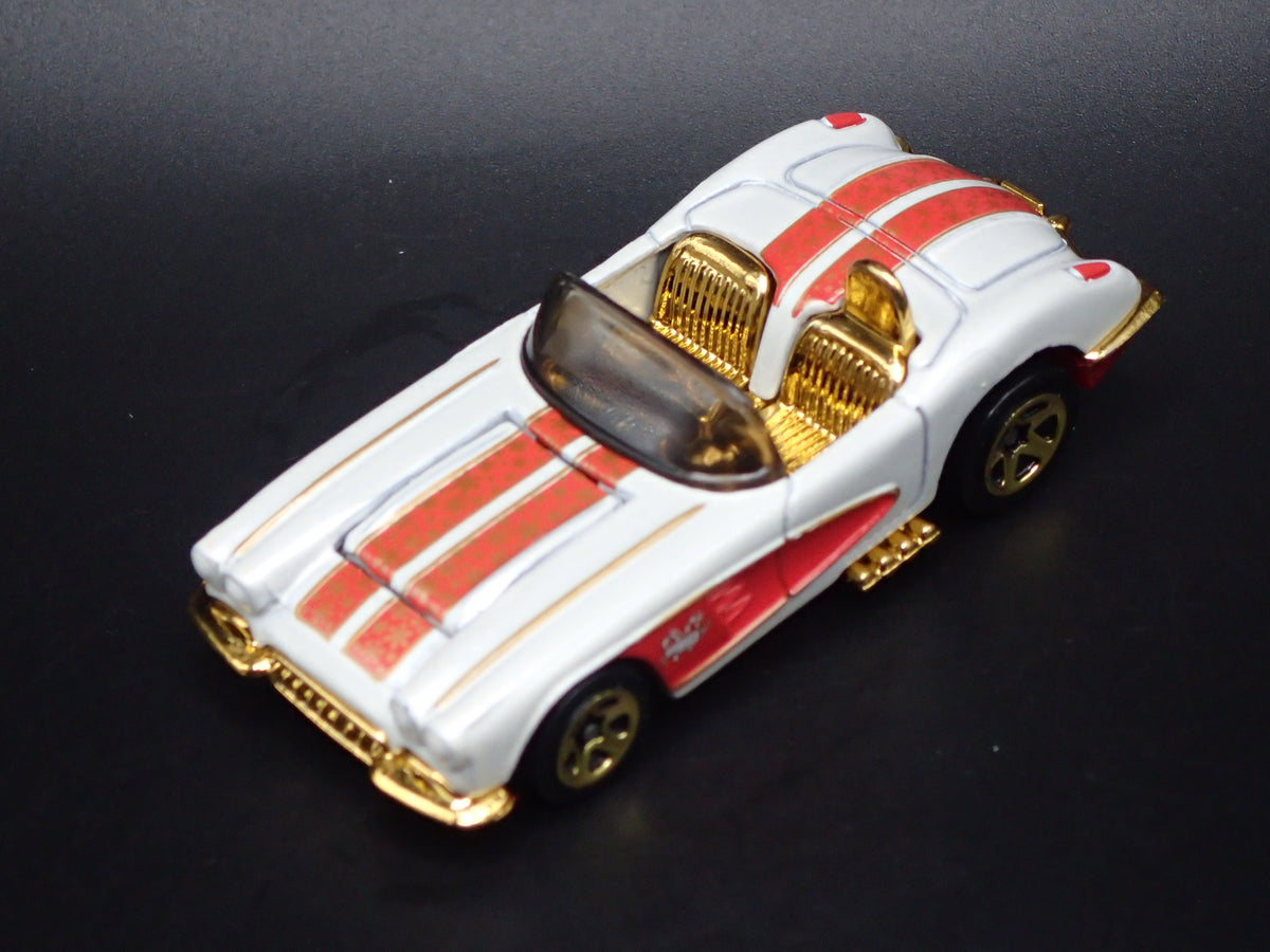 1958 58 CHEVY CHEVROLET CORVETTE CONVERTIBLE WHITE 1:64 SCALE DIECAST MODEL CAR