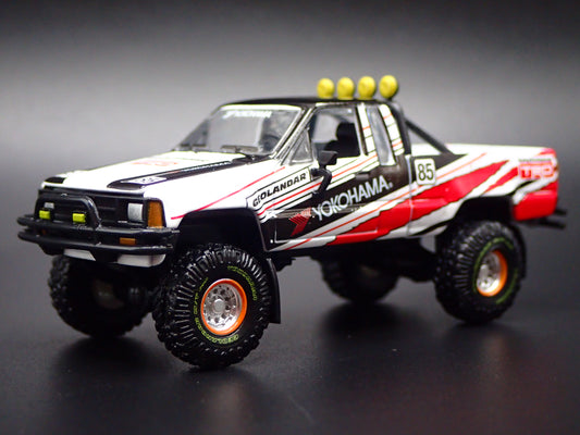 1984-1988 TOYOTA 4X4 PICKUP TRUCK YOKOHAMA 1/64 SCALE COLLECTIBLE DIECAST MODEL CAR