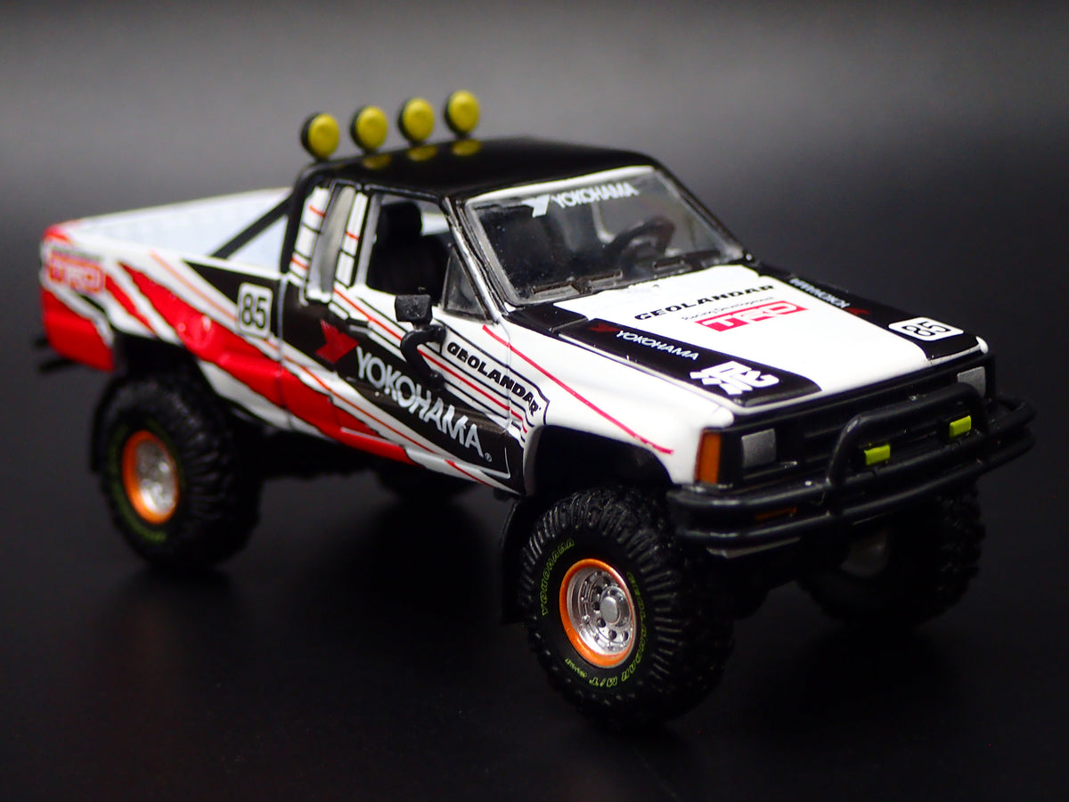 1984-1988 TOYOTA 4X4 PICKUP TRUCK YOKOHAMA 1/64 SCALE COLLECTIBLE DIECAST MODEL CAR
