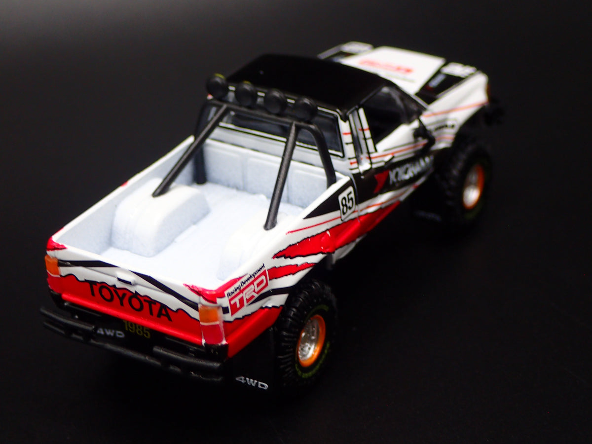 1984-1988 TOYOTA 4X4 PICKUP TRUCK YOKOHAMA 1/64 SCALE COLLECTIBLE DIECAST MODEL CAR