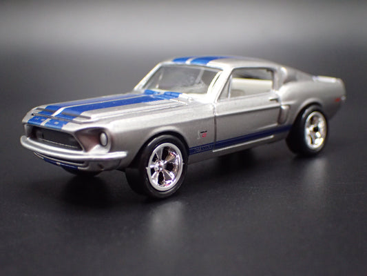 1968 68 FORD MUSTANG SHELBY GT500KR 1/64 COLLECTIBLE DIORAMA DIECAST MODEL CAR-Burning Rubber Toy Company
