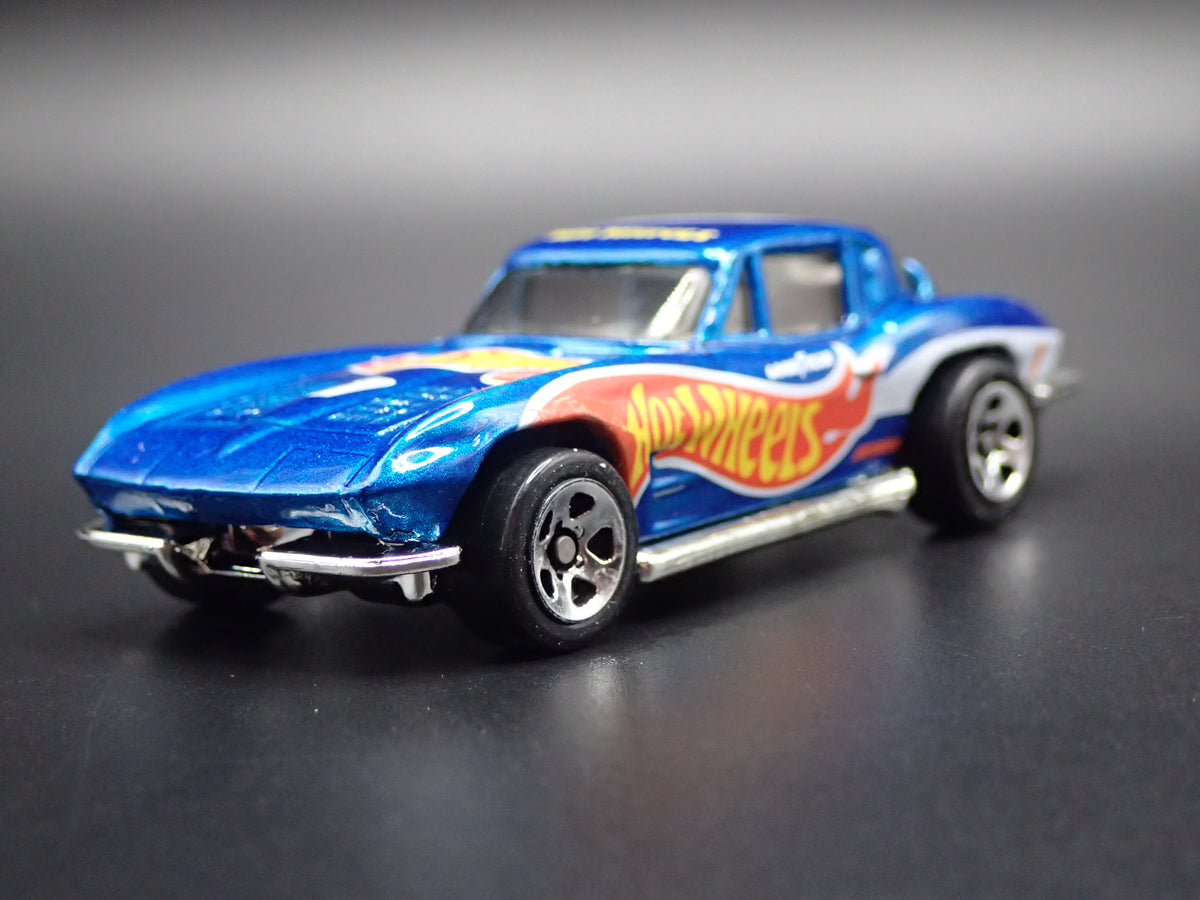 1963 63 CHEVY CHEVROLET CORVETTE SPLIT WINDOW BLUE 1/64 SCALE DIECAST MODEL CAR