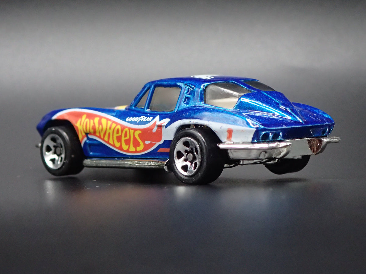 1963 63 CHEVY CHEVROLET CORVETTE SPLIT WINDOW BLUE 1/64 SCALE DIECAST MODEL CAR