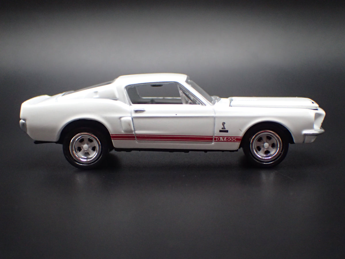 1968 68 FORD MUSTANG SHELBY GT500 1/64 COLLECTIBLE DIORAMA DIECAST MODEL CAR