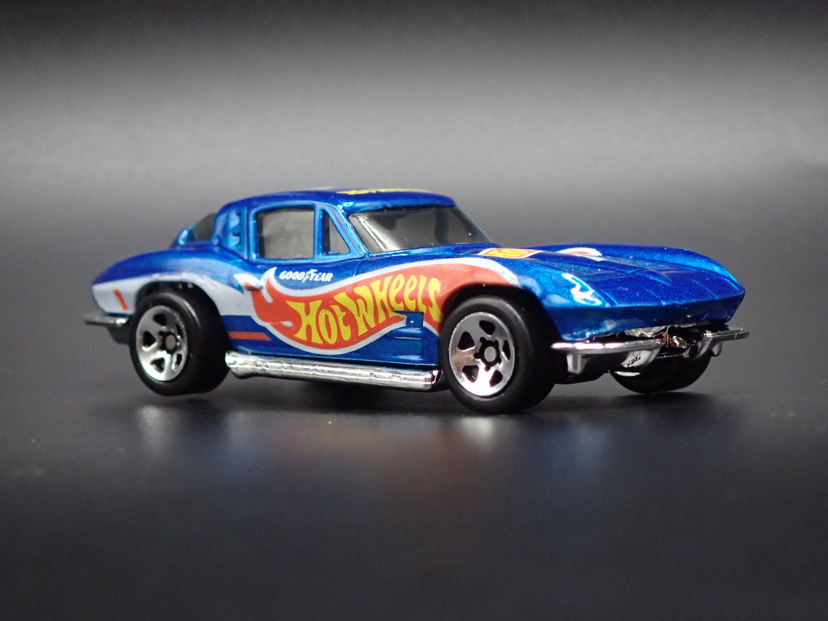 1963 63 CHEVY CHEVROLET CORVETTE SPLIT WINDOW BLUE 1/64 SCALE DIECAST MODEL CAR