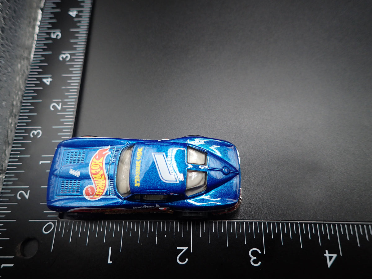 1963 63 CHEVY CHEVROLET CORVETTE SPLIT WINDOW BLUE 1/64 SCALE DIECAST MODEL CAR
