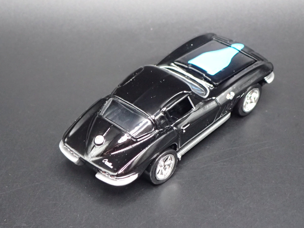 1965 65 CHEVY CHEVROLET CORVETTE BLACK 1:64 SCALE DIORAMA DIECAST MODEL CAR