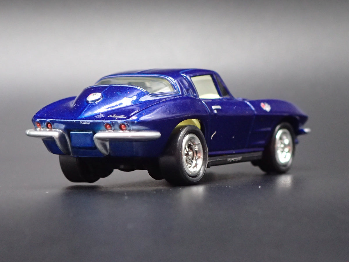 1966 66 CHEVY CHEVROLET CORVETTE BLUE 1:64 SCALE DIORAMA DIECAST MODEL CAR