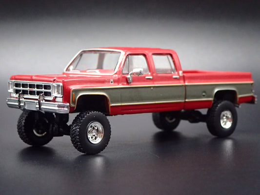 1977 77 GMC SIERRA CLASSIC K2500 CREW CAB TRUCK SQUAREBODY 1/64 SCALE DIECAST CAR