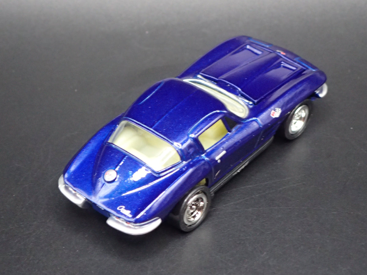 1966 66 CHEVY CHEVROLET CORVETTE BLUE 1:64 SCALE DIORAMA DIECAST MODEL CAR