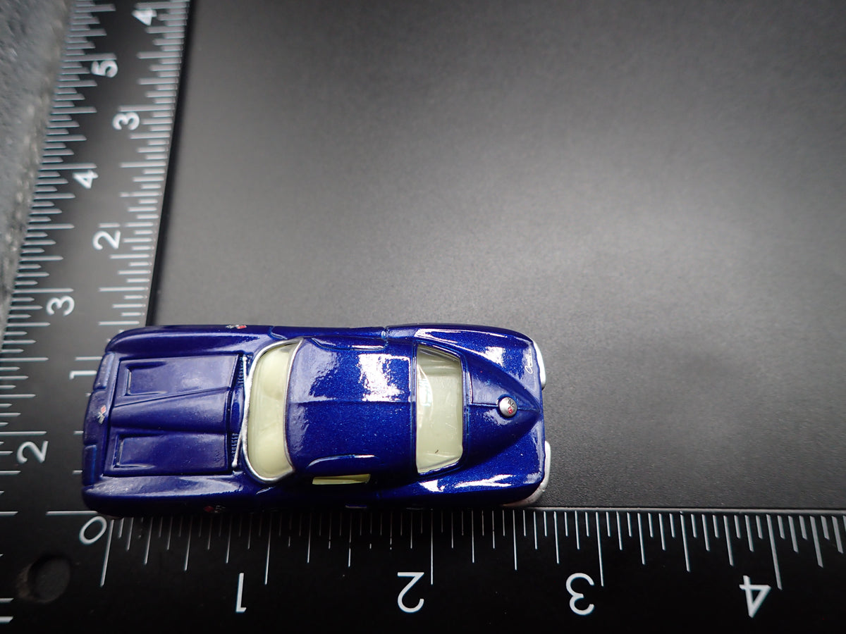 1966 66 CHEVY CHEVROLET CORVETTE BLUE 1:64 SCALE DIORAMA DIECAST MODEL CAR