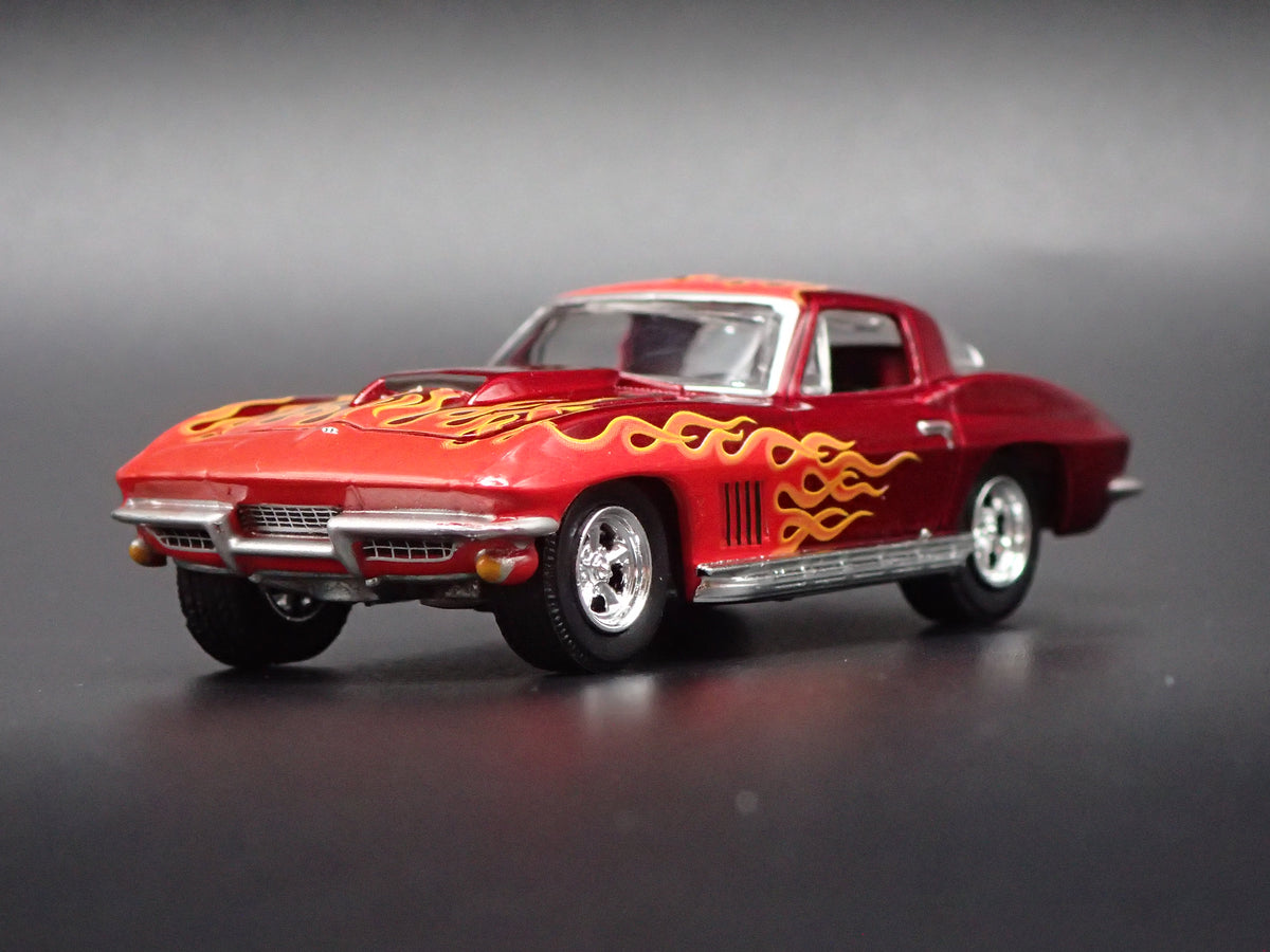 1967 67 CHEVY CHEVROLET CORVETTE BURGUNDY 1/64 SCALE DIORAMA DIECAST MODEL CAR