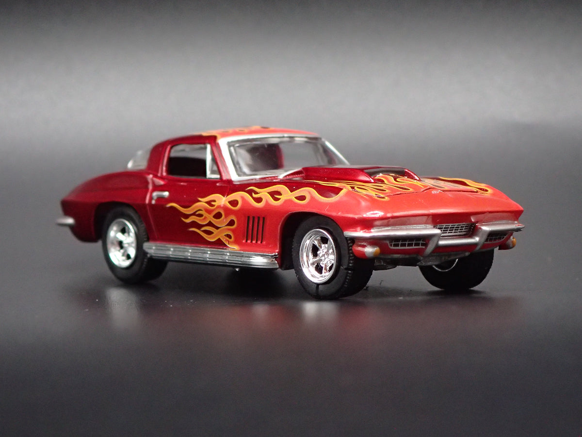 1967 67 CHEVY CHEVROLET CORVETTE BURGUNDY 1/64 SCALE DIORAMA DIECAST MODEL CAR