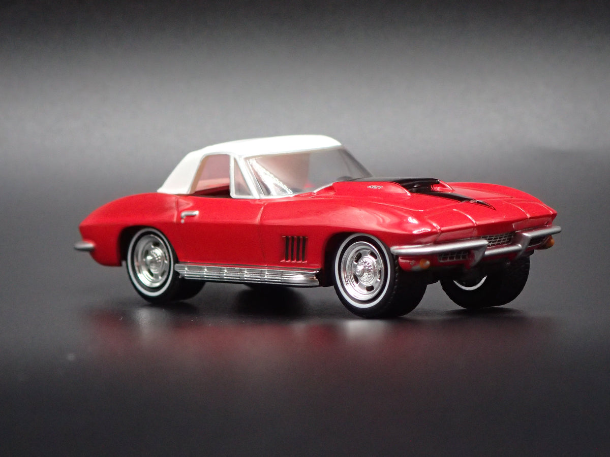 1967 67 CHEVY CHEVROLET CORVETTE 427 /435 RED 1/64 SCALE DIECAST MODEL CAR