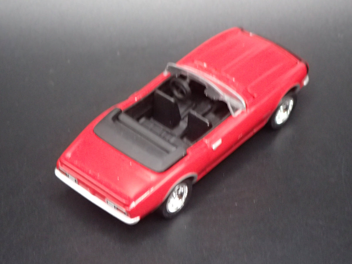 1967 67 CHEVY CHEVROLET CAMARO CONVERTIBLE RED 1/64 SCALE DIECAST MODEL CAR