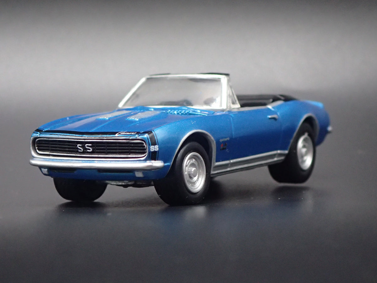 1967 67 CHEVY CHEVROLET CAMARO CONVERTIBLE RS/SS 1/64 SCALE DIECAST MODEL CAR
