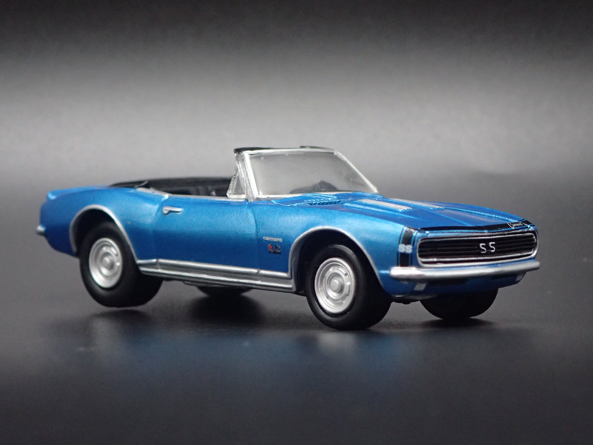 1967 67 CHEVY CHEVROLET CAMARO CONVERTIBLE RS/SS 1/64 SCALE DIECAST MODEL CAR
