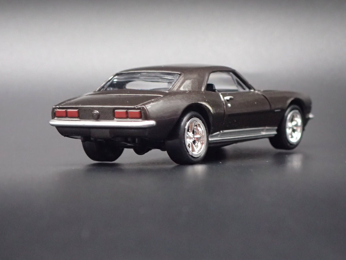 1967 67 CHEVY CHEVROLET CAMARO SS WINE 1:64 SCALE DIORAMA DIECAST MODEL CAR