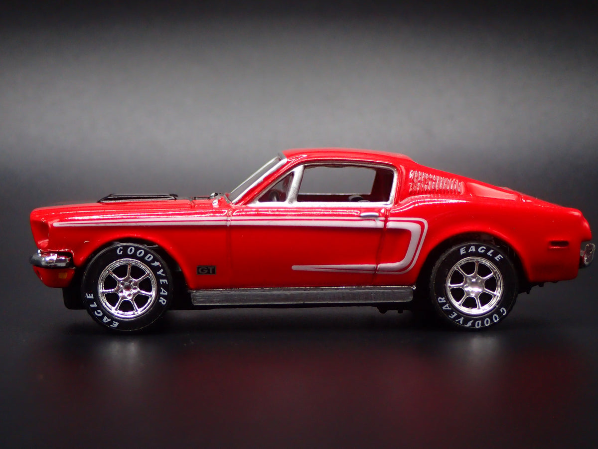 1968 68 FORD MUSTANG GT FASTBACK RED 1:64 SCALE DIORAMA DIECAST MODEL CAR