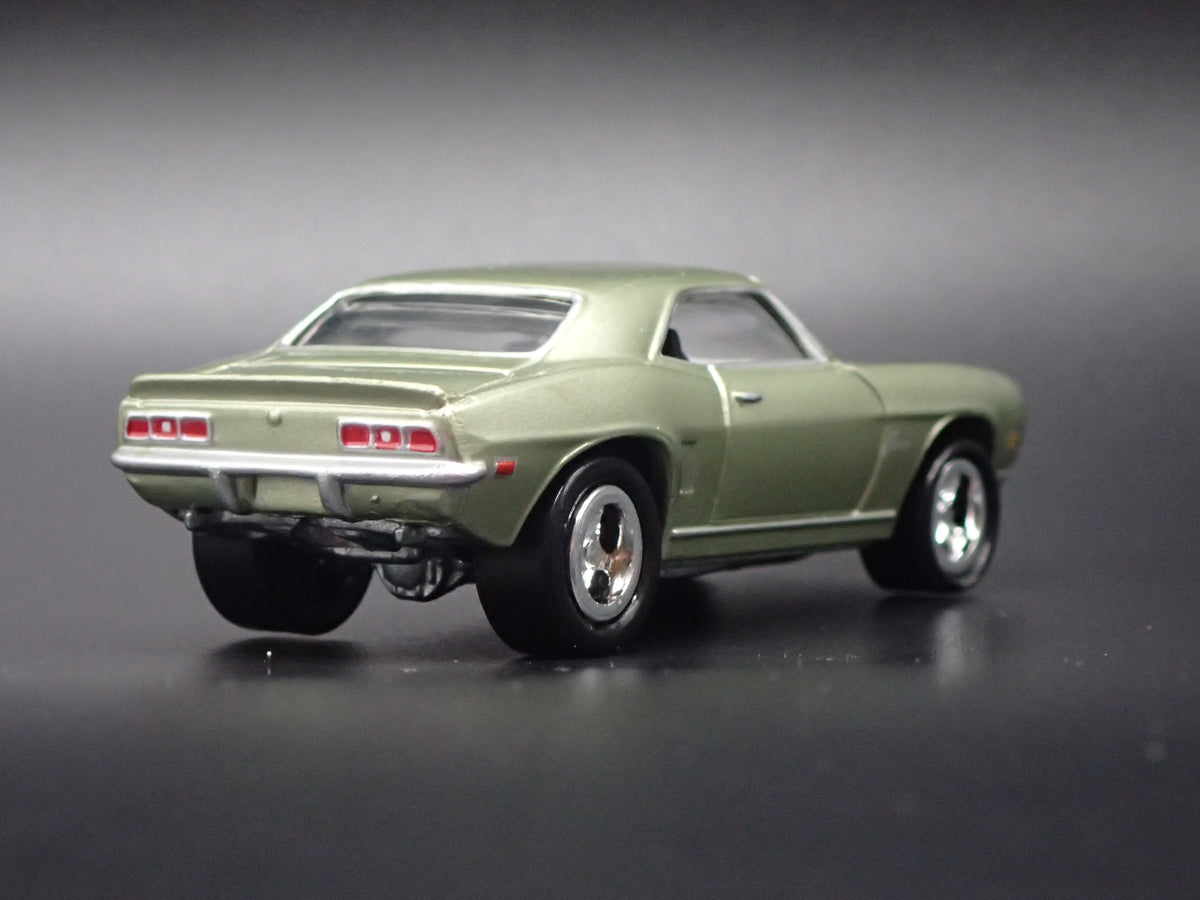 1968 68 CHEVY CHEVROLET CAMARO COPO GREEN 1:64 SCALE DIECAST MODEL CAR
