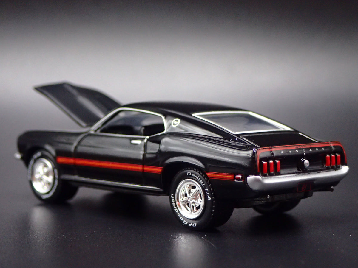 1969 69 FORD MUSTANG MACH 1 FASTBACK BLACK 1/64 SCALE DIECAST MODEL CAR
