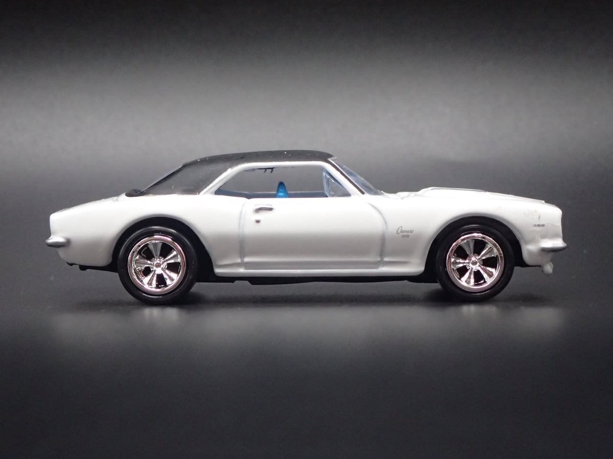 1968 68 CHEVY CHEVROLET CAMARO SS 396 WHITE 1:64 SCALE DIECAST MODEL CAR