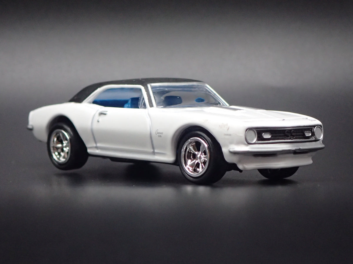 1968 68 CHEVY CHEVROLET CAMARO SS 396 WHITE 1:64 SCALE DIECAST MODEL CAR