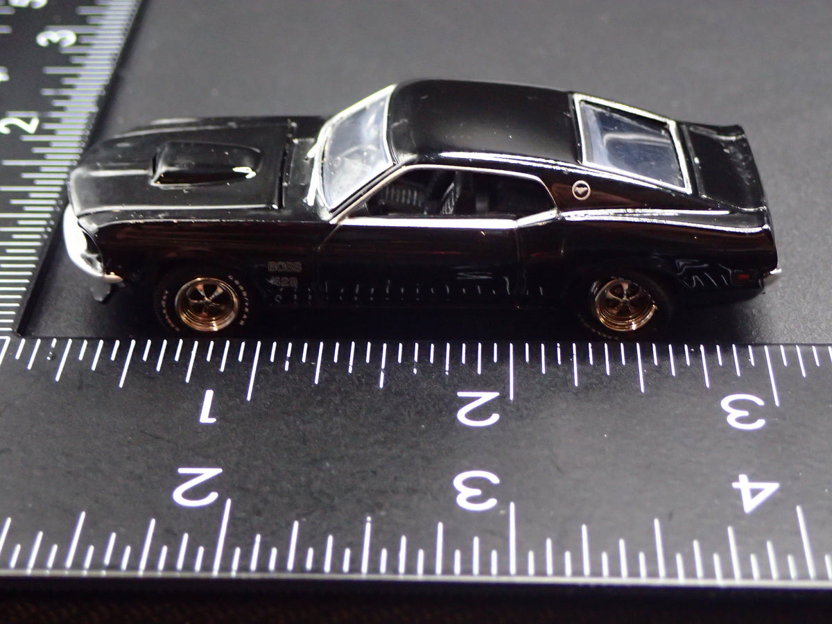 1969 69 FORD MUSTANG BOSS 429 FASTBACK 1/64 SCALE COLLECTIBLE DIECAST MODEL CAR