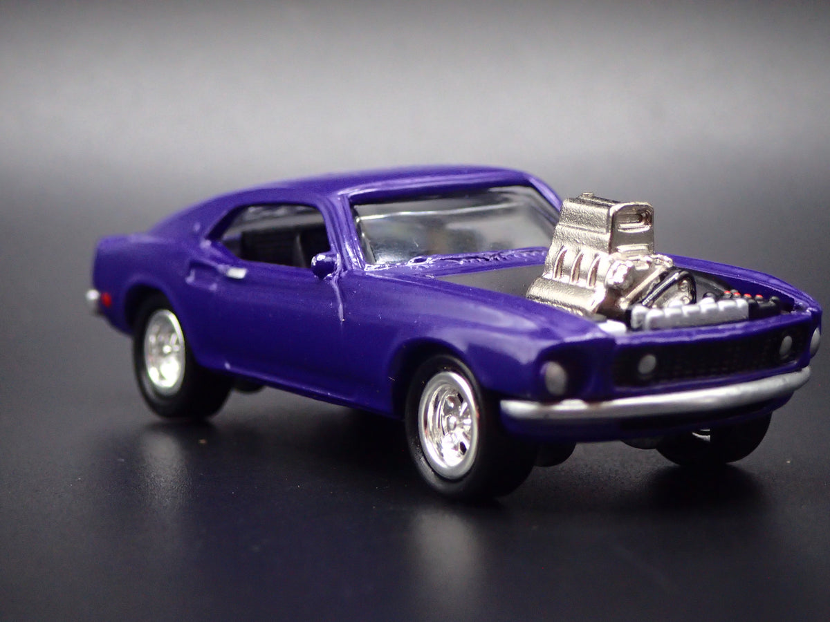 1969 69 FORD MUSTANG MACH 1 FASTBACK PURPLE 1/64 SCALE DIECAST MODEL CAR