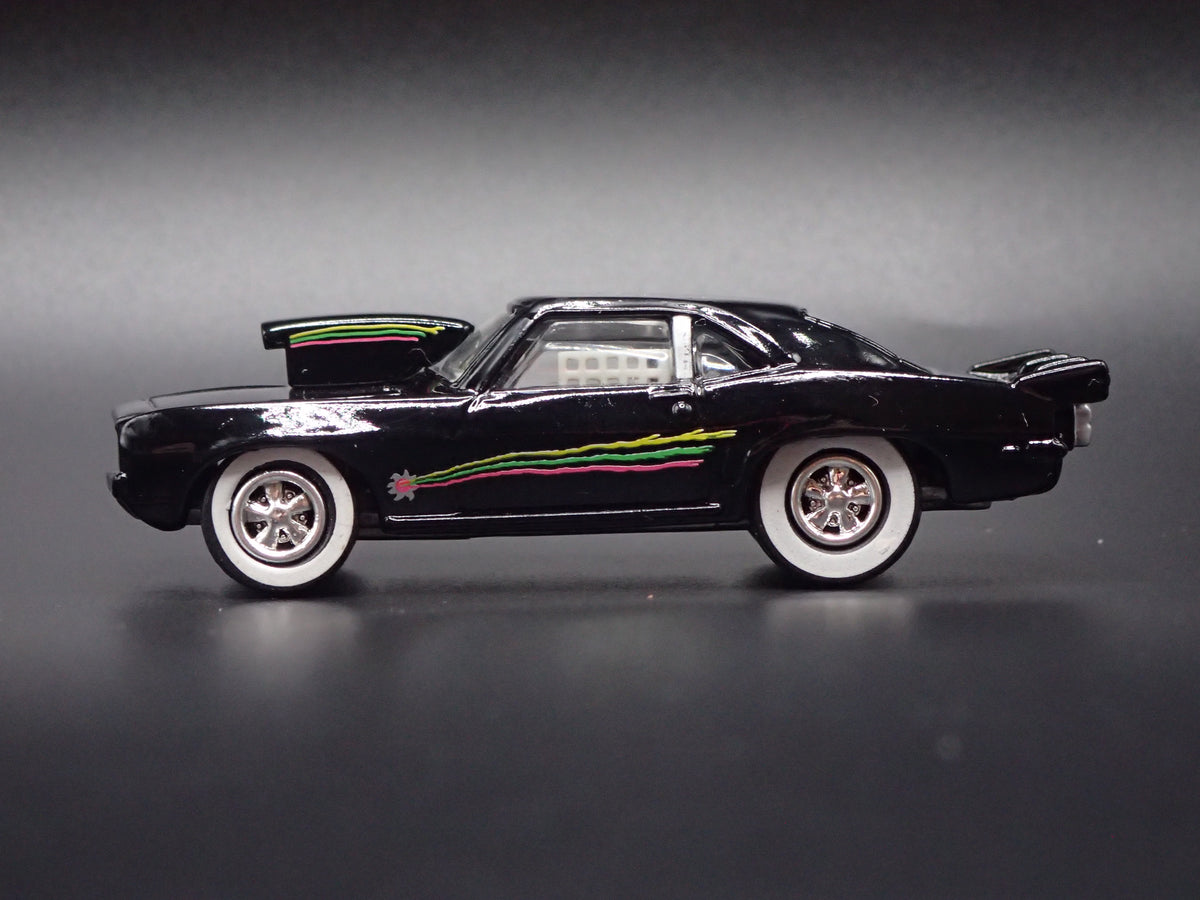 1969 CHEVY CHEVROLET CAMARO PRO STREET BLACK 1:64 SCALE DIORAMA DIECAST MODEL CAR