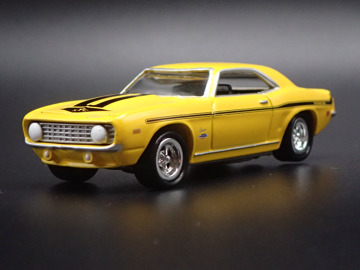 1969 69 CHEVY CHEVROLET CAMARO YENKO 1:64 SCALE COLLECTIBLE DIECAST MODEL CAR