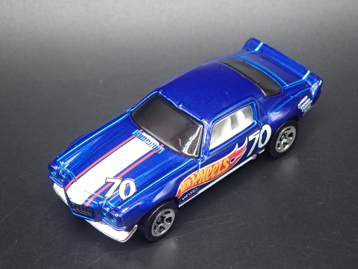 1970 70 CHEVY CHEVROLET CAMARO BLUE 1/64 SCALE DIORAMA DIECAST MODEL CAR