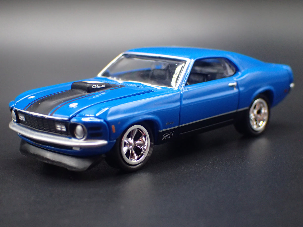1970 70 FORD MUSTANG MACH 1  1:64 SCALE COLLECTIBLE DIORAMA DIECAST MODEL CAR