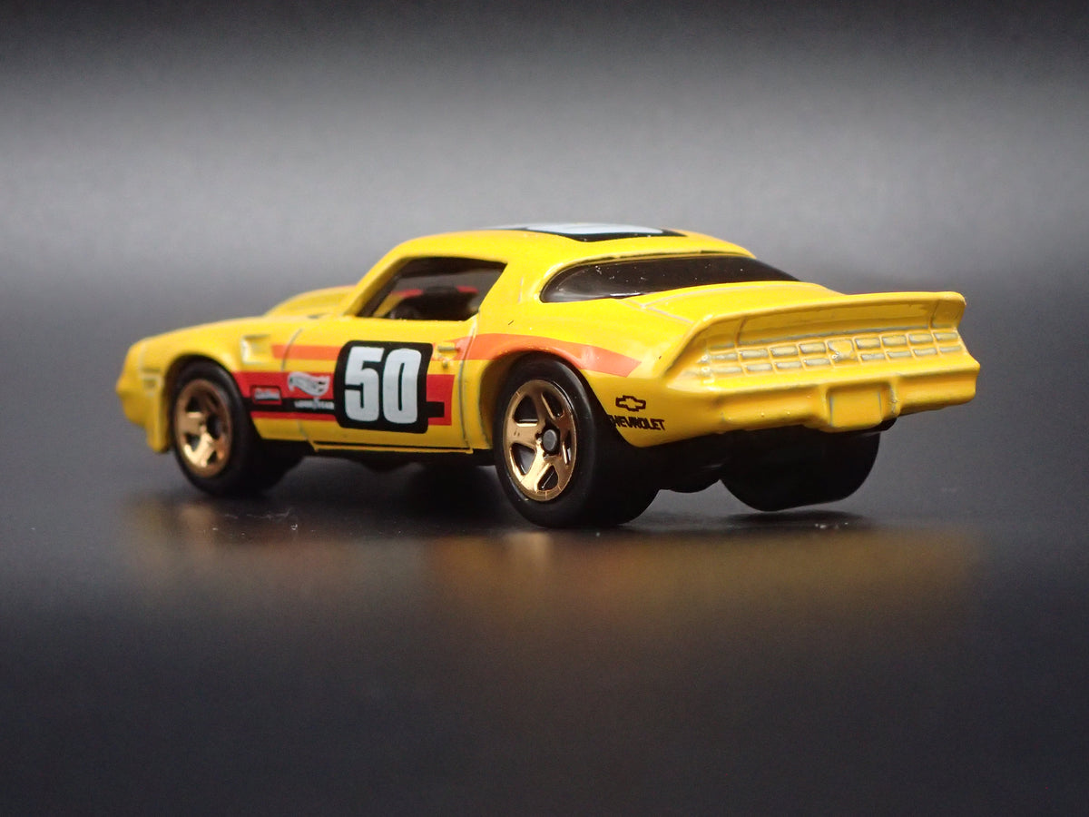 1981 81 CHEVY CHEVROLET CAMARO Z28 YELLOW 1:64 SCALE DIECAST MODEL CAR