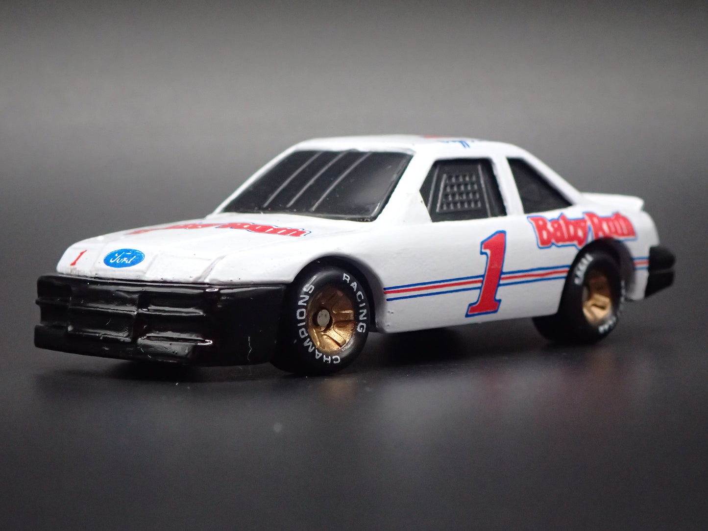1991 FORD TBIRD #1 STERLING MARLIN BABY RUTH NASCAR 1:64 SCALE DIECAST MODEL CAR