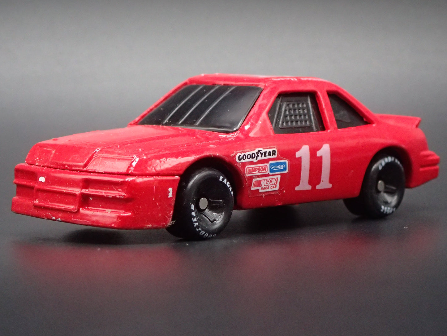 1991 91 FORD THUNDERBIRD 11 GEOFF BODINE NASCAR 1:64 SCALE DIECAST MODEL CAR