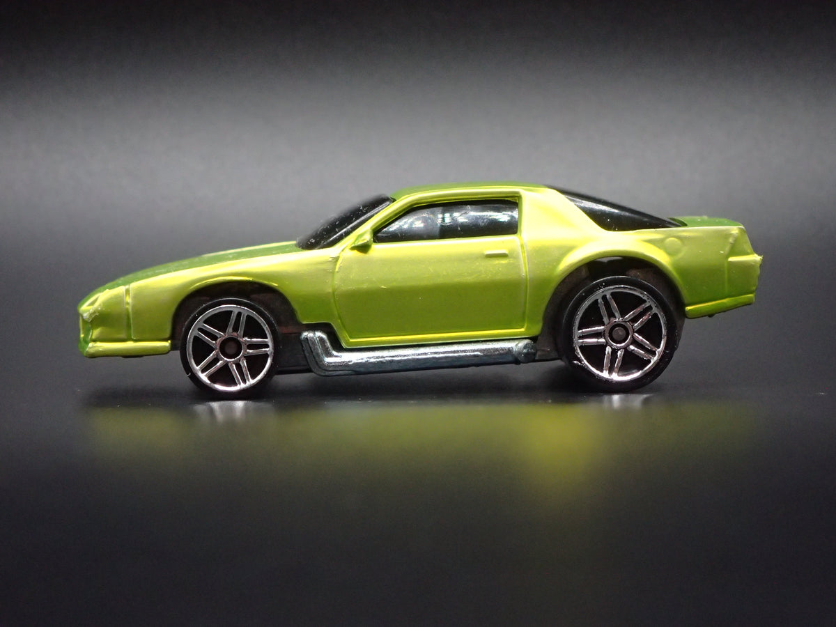 1980'S CHEVY CHEVROLET CAMARO Z28 1:64 SCALE COLLECTIBLE DIECAST MODEL CAR