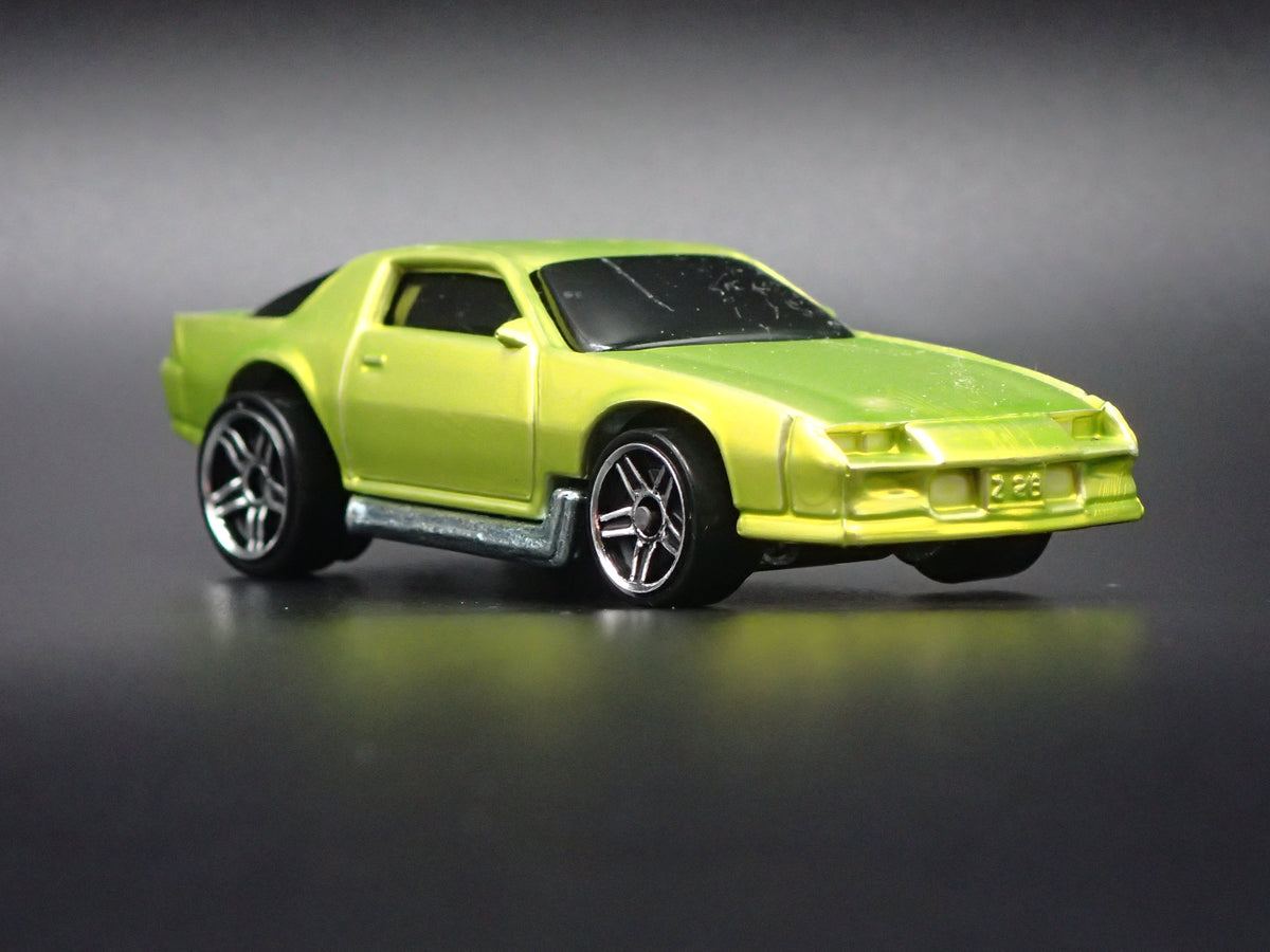 1980'S CHEVY CHEVROLET CAMARO Z28 1:64 SCALE COLLECTIBLE DIECAST MODEL CAR