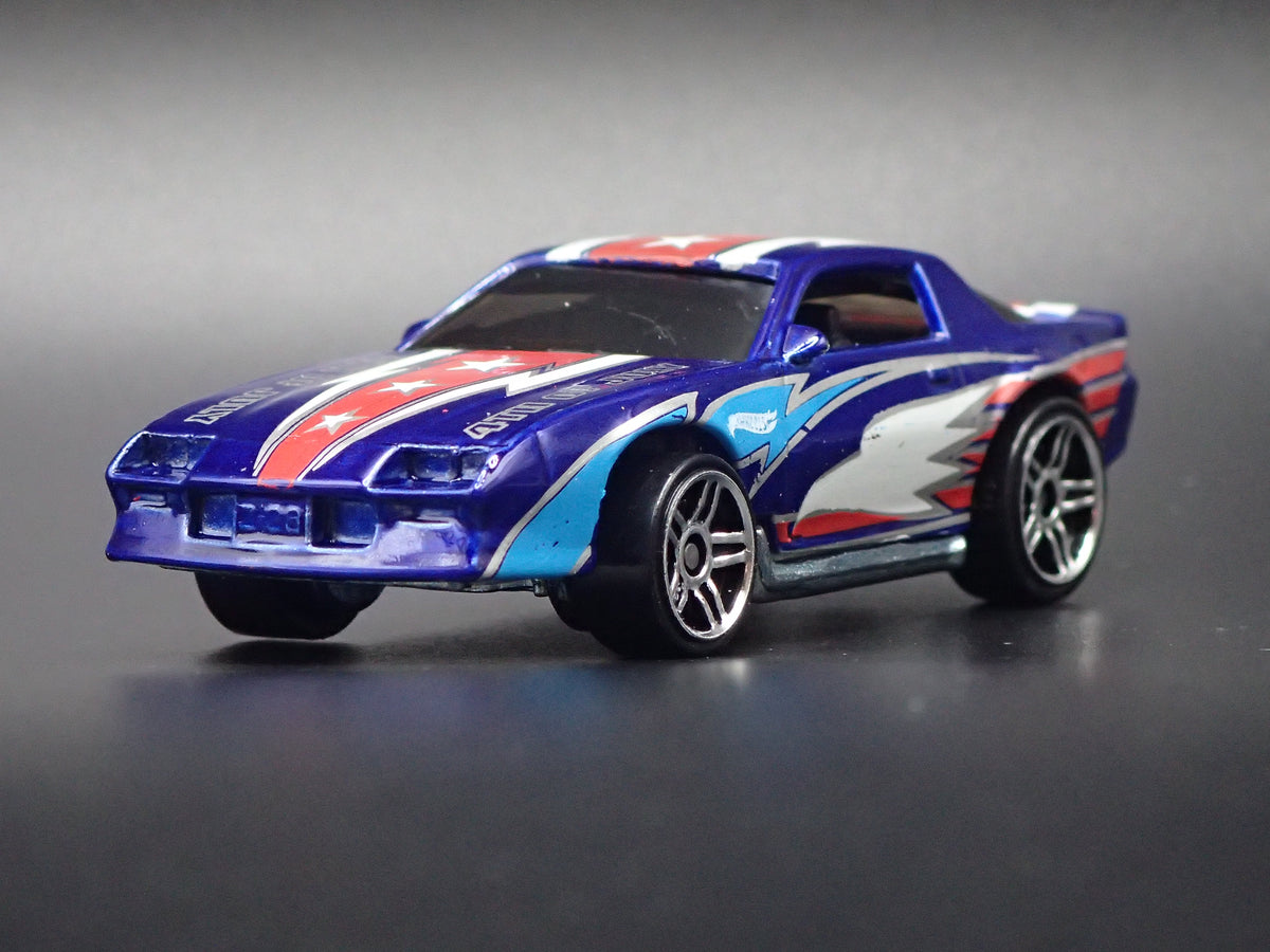 1980'S CHEVY CHEVROLET CAMARO Z28 1:64 SCALE COLLECTIBLE DIECAST MODEL CAR