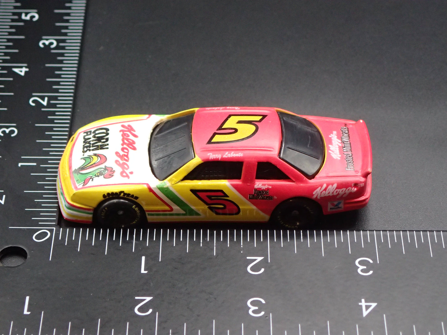 1996 CHEVY CHEVROLET MONTE CARLO 5 TERRY LABONTE NASCAR 1:64 DIECAST MODEL CAR