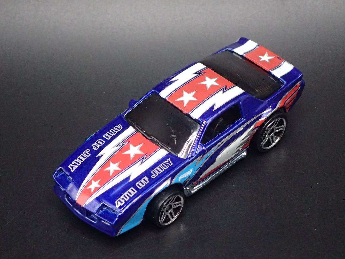 1980'S CHEVY CHEVROLET CAMARO Z28 1:64 SCALE COLLECTIBLE DIECAST MODEL CAR